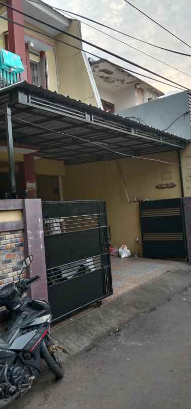 rumah sejuk di selatan jakarta