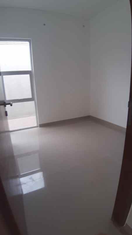 rumah siap huni 2 kamar tidur di semara ciganitri