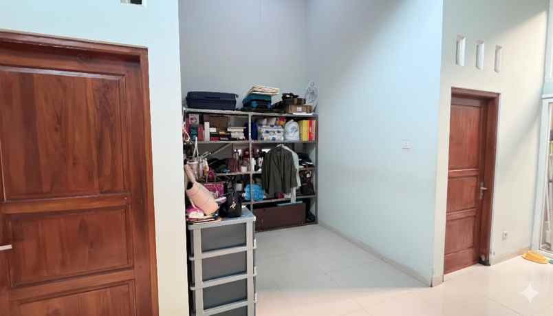 rumah siap huni dekat ugm harga rp1 5 m