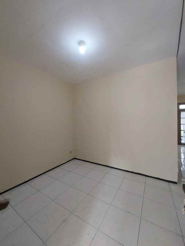 rumah standart lokasi sawojajar 1 kota malang