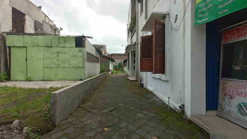 rumah strategis 1 lantai dekat upn jih harga 1 3 m an