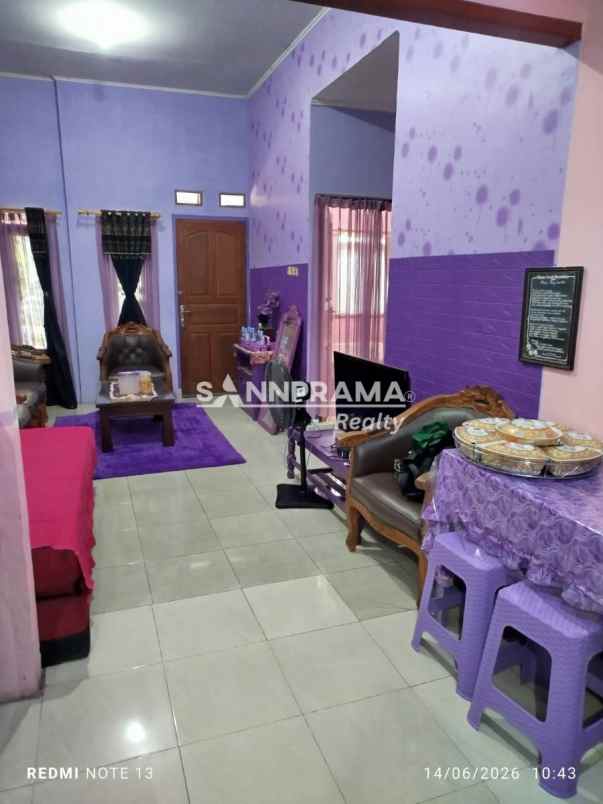 rumah ungu murah startegis dekat 2 tol