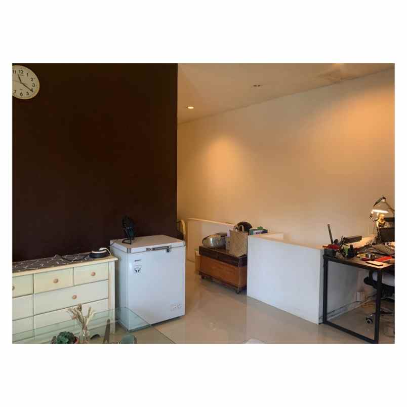 rumah villa bintaro regency