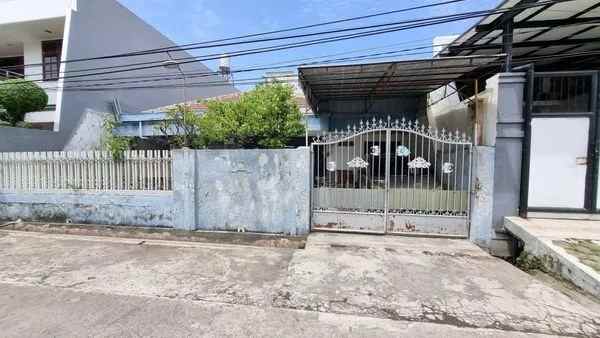 rumaha 12x25 hitung tanah area babatan pantai kenjeran