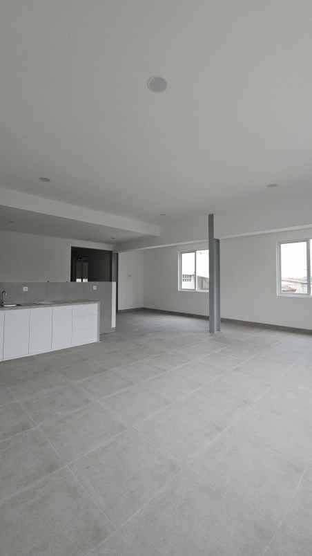 sewa gudang baru kembang selatan jak bar