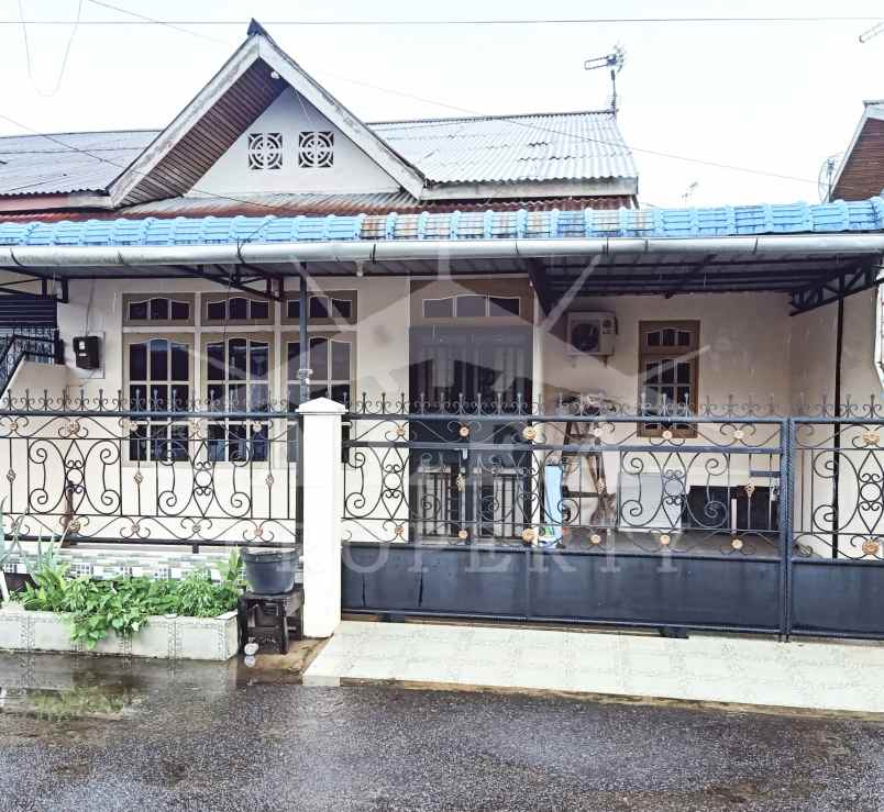 sewa murah sekali rumah siap huni strategis