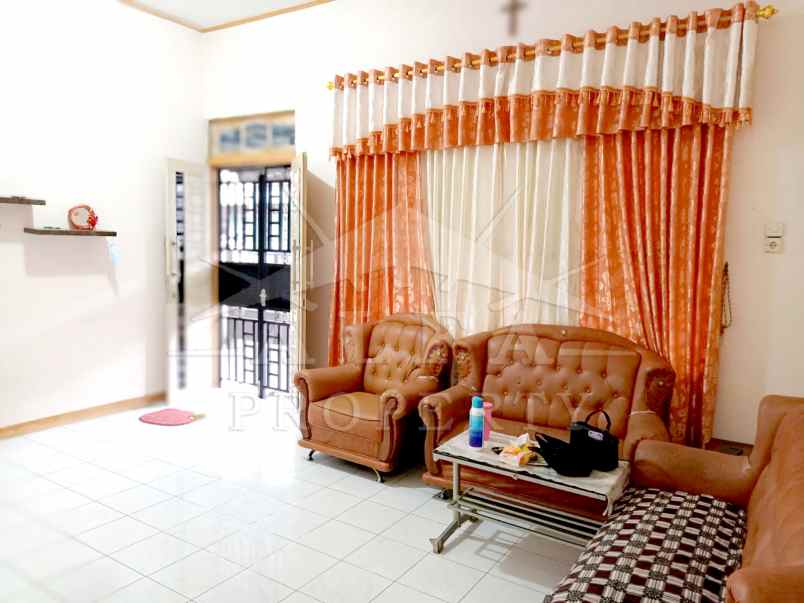 sewa murah sekali rumah siap huni strategis