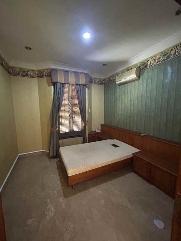 siap huni rumah luas 2 lantai di dharmahusada regency