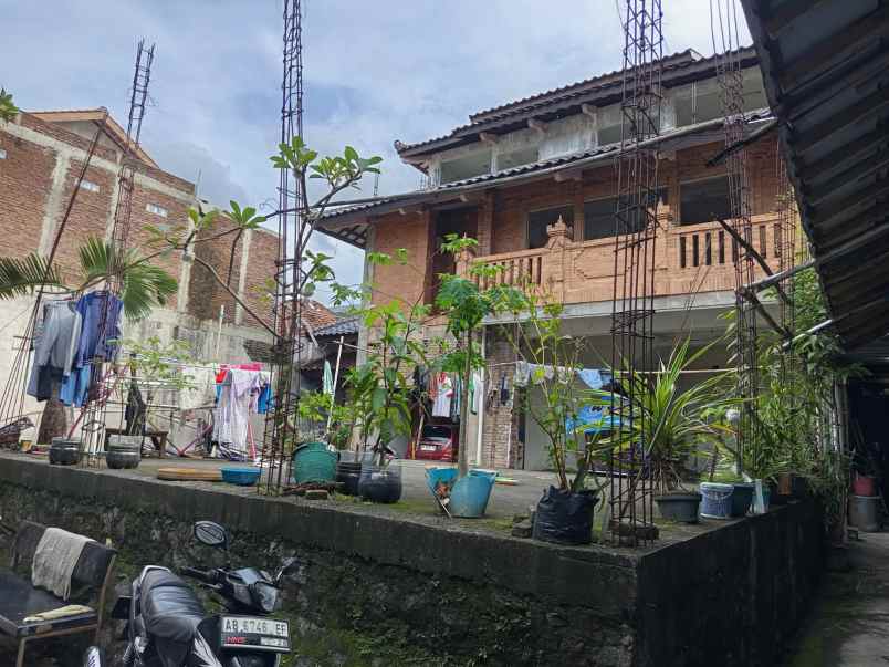 tanah 226 m dekat uin amplaz