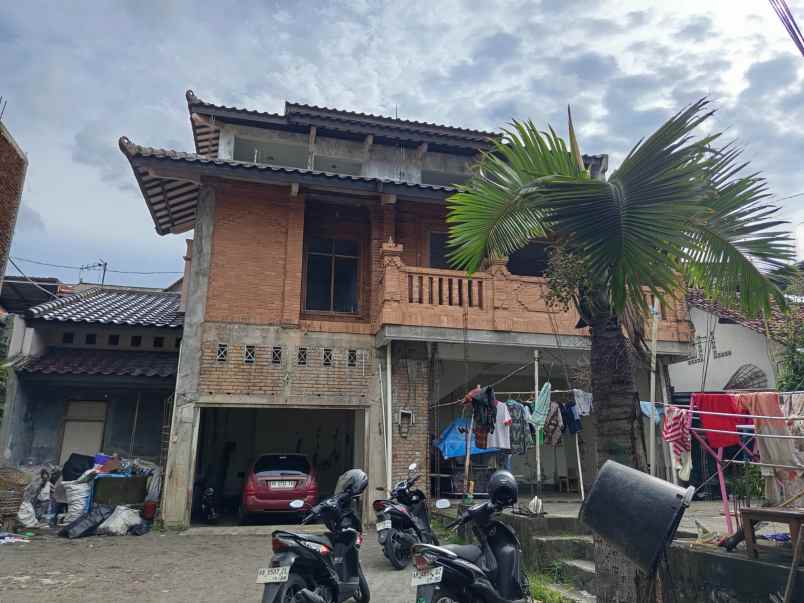 tanah 226 m dekat uin amplaz