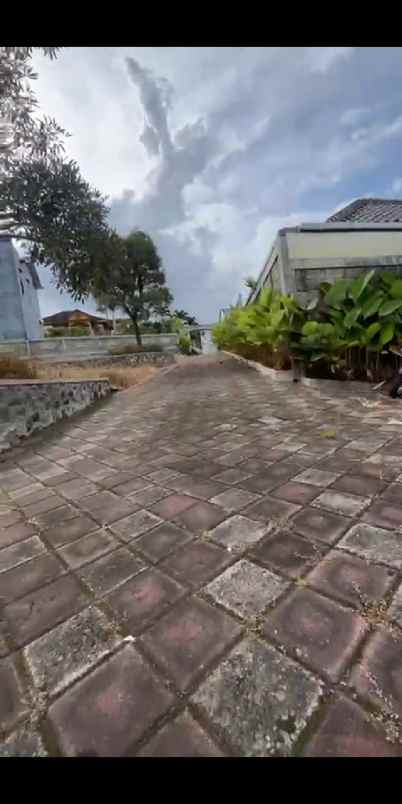 tanah dekat wisata baloga kota batu madewo apples