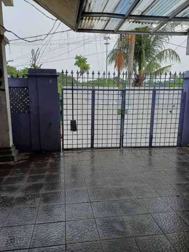 tanah kusir ready jual rumah di lokasi strategis