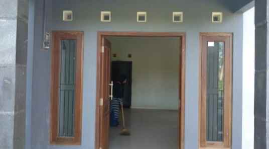 timur pasar gentan jalan kaliurang km 10 sleman