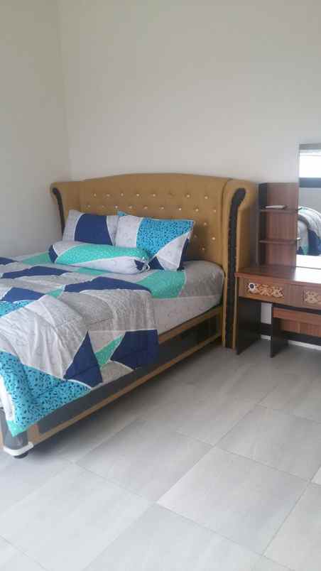 villa alamat jalan cisarua km 80