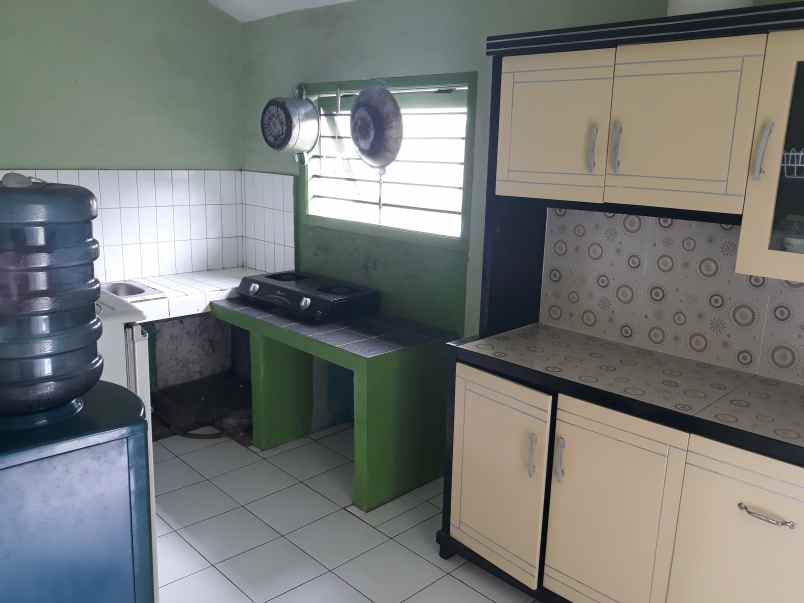 villa jalan cisarua km 80 puncak