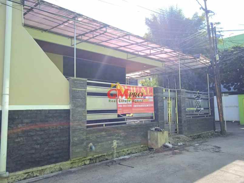 826 rumah terawat di kembar bkr bandung pusat