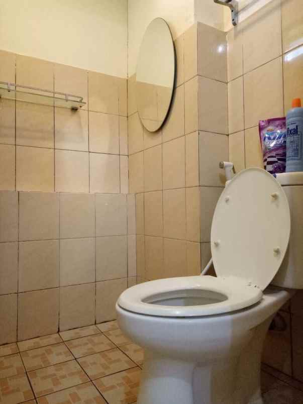 apartmen green pramuka studio furnish bagus disewakan