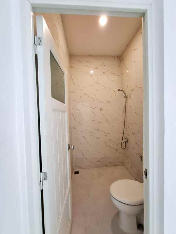 di jual baru renovasi rumah di griya mm12 pamulang