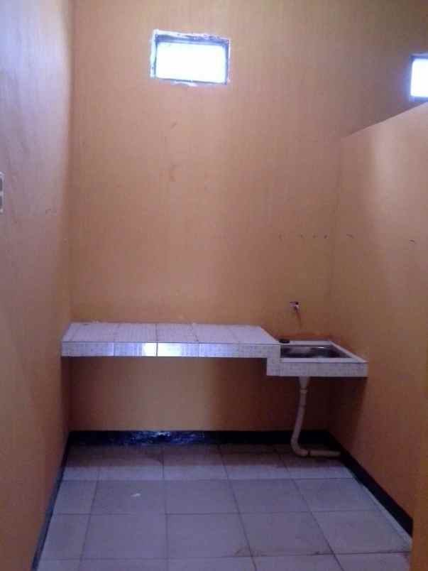 di sewakan rumah kontrakan strategis di setu bekasi