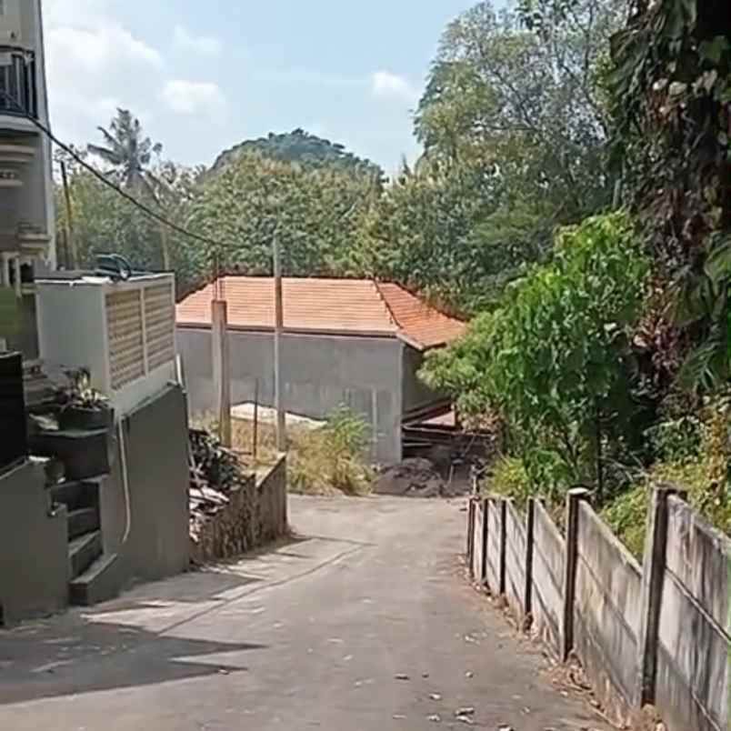 dijual 4 are jl panti raya gerih abiansemal badung