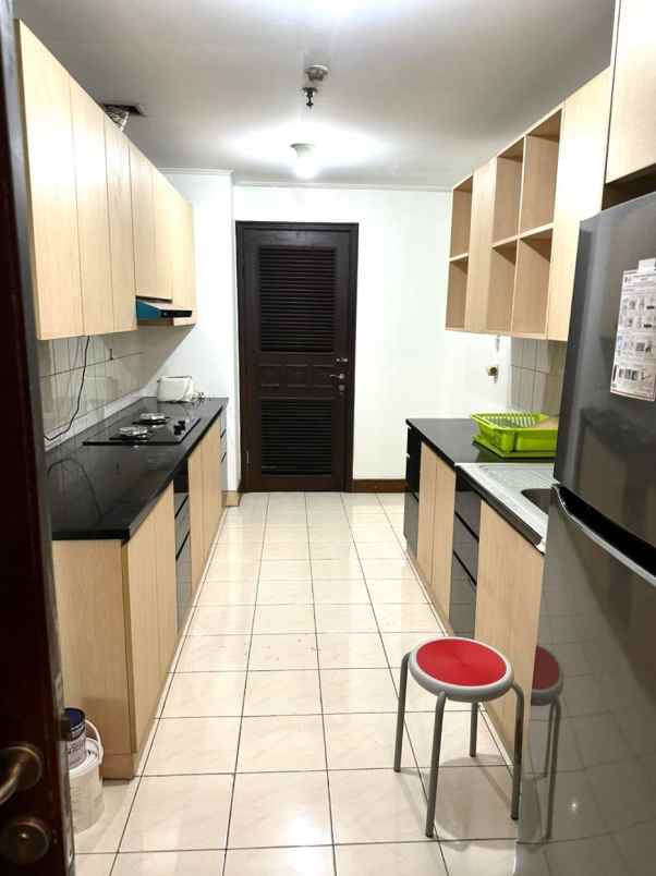 dijual apartemen apartemen bumimas cilandak