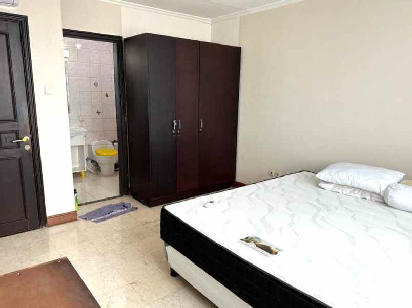dijual apartemen apartemen bumimas cilandak