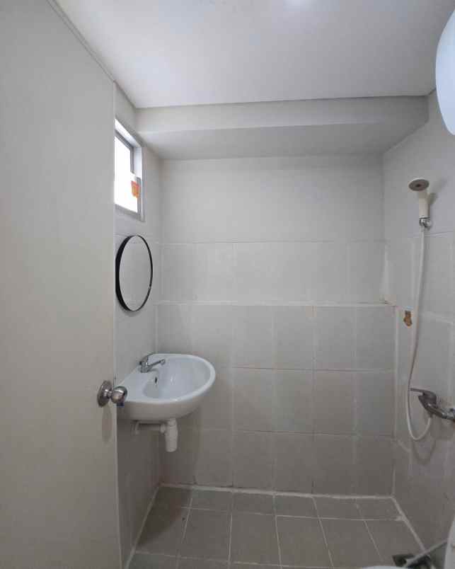 dijual apartemen educity pakuwon city tower
