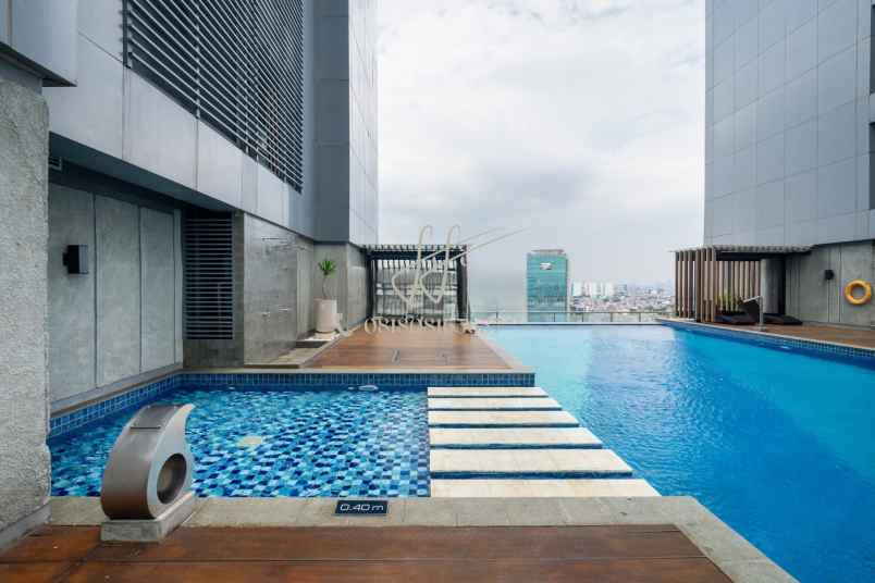 dijual apartemen jl letjen suprapto no 1