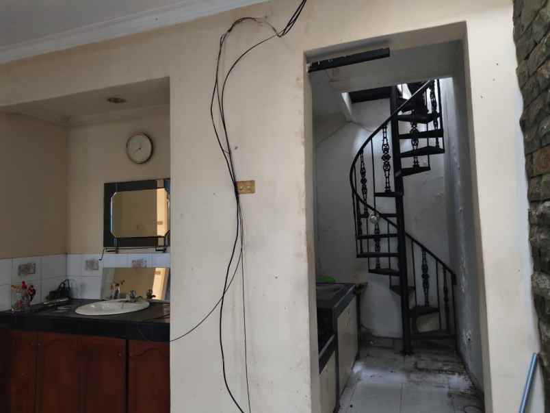 dijual disewakan cempaka putih tengah jakarta pusat