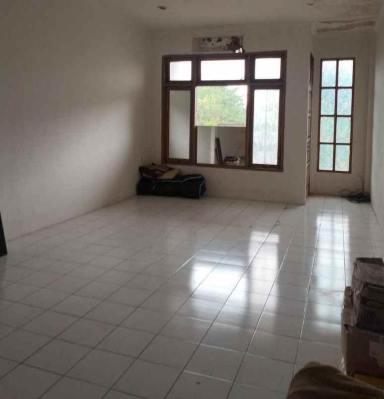 dijual disewakan ruko gayungan sby selatan