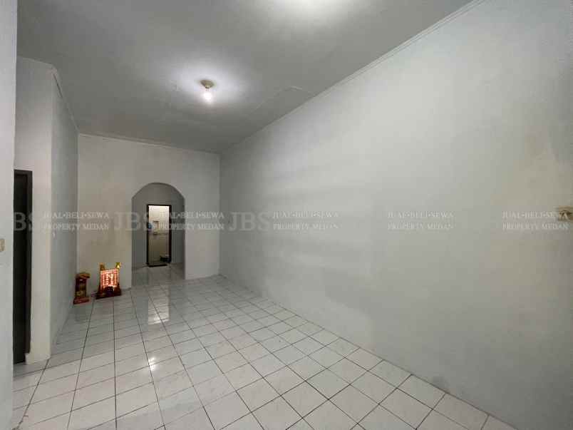 dijual disewakan rumah di komplek cemara hijau medan
