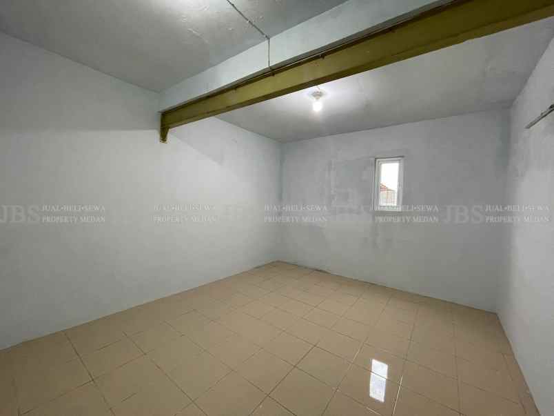 dijual disewakan rumah di komplek cemara hijau medan