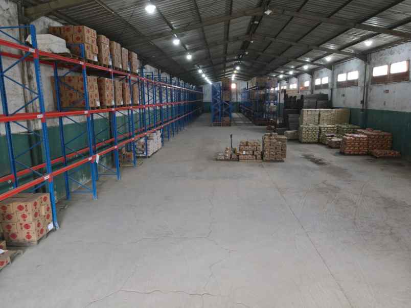 dijual gudang dan kantor di mengwi badung bali