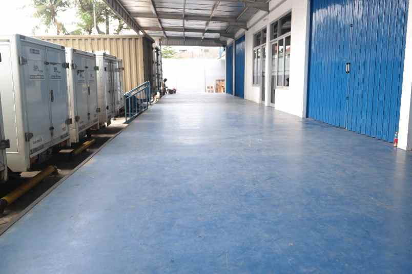 dijual gudang lt 2305 m2 di cakung jakarta timur murah