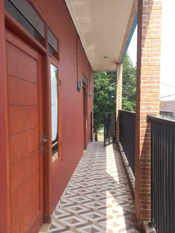 dijual kos kosan strategis setu bekasi