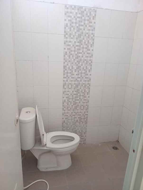 dijual kost jl jatihandap bandung