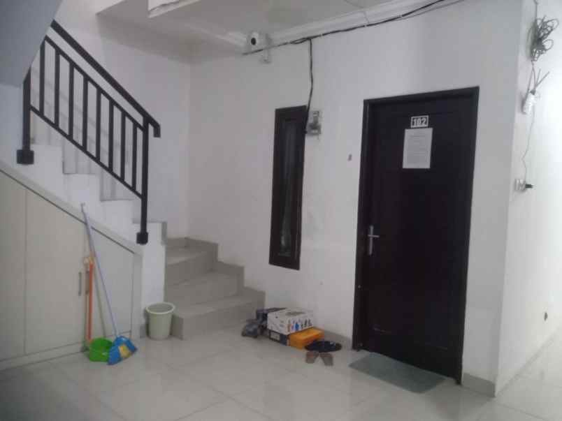 dijual kost lippo cikarang