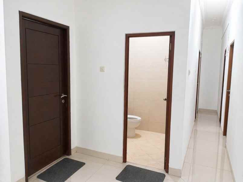 dijual kost lippo cikarang