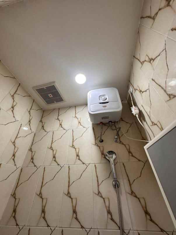 dijual kost soekarno hatta malang