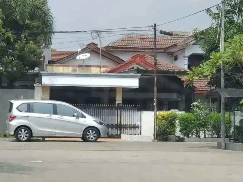 dijual ruko gudang kantor cipinang melayu