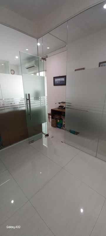 dijual ruko gudang kantor jalan arteri permata hijau