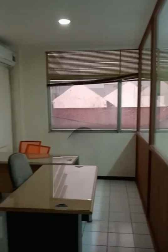 dijual ruko gudang kantor jalan raya tenggilis barat