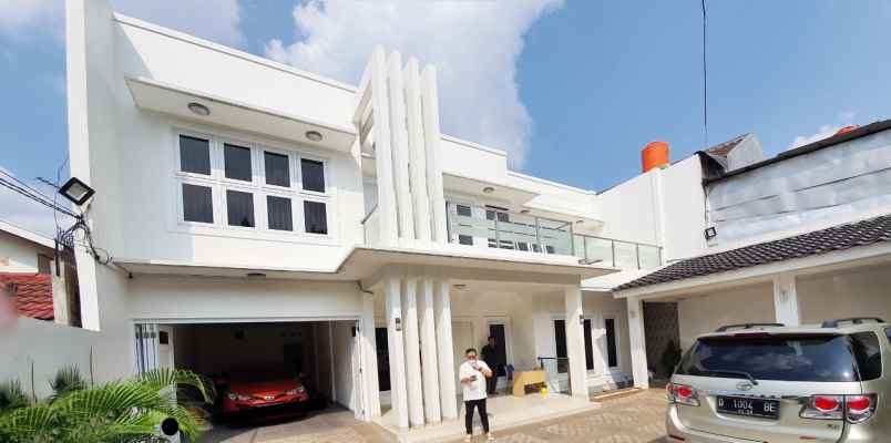 dijual ruko gudang kantor jati padang
