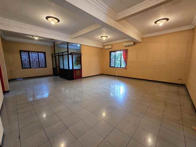 dijual ruko gudang kantor jl babakan tarogong