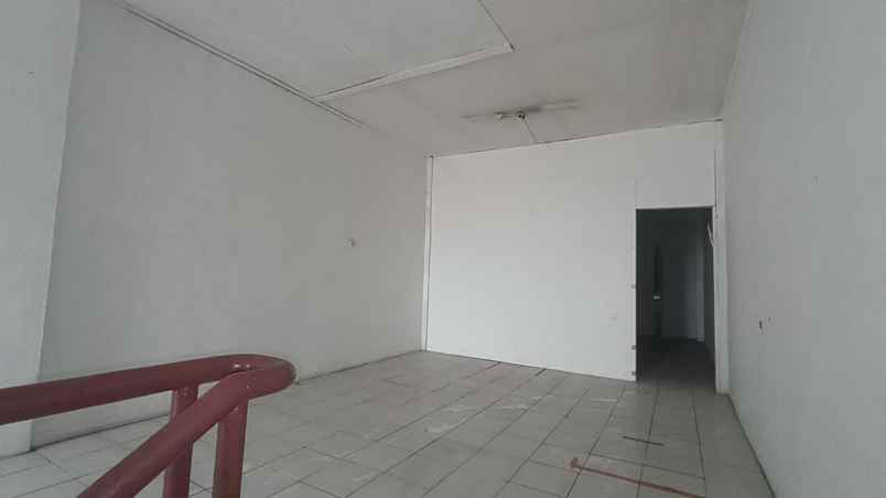 dijual ruko gudang kantor jl letjend suprapto kemayoran