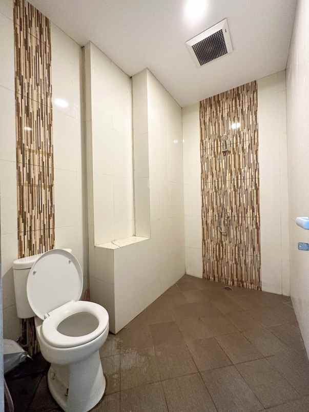 dijual ruko gudang kantor kalimalang