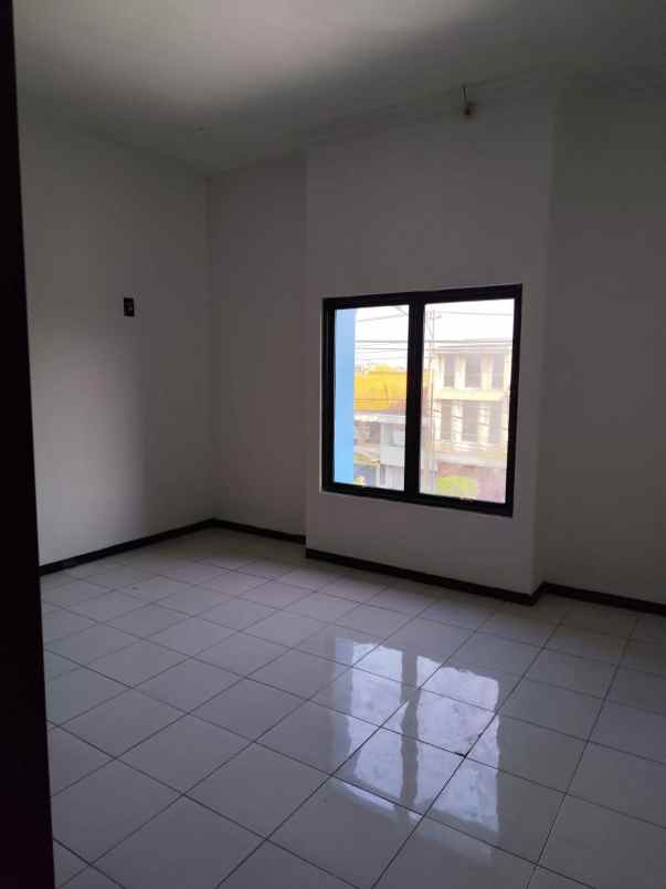 dijual ruko gudang kantor kenjeran