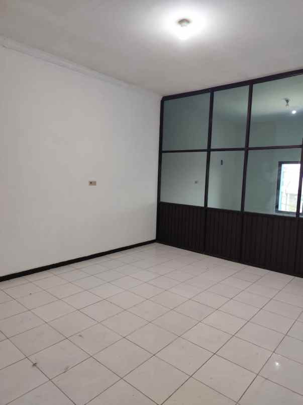 dijual ruko gudang kantor kenjeran