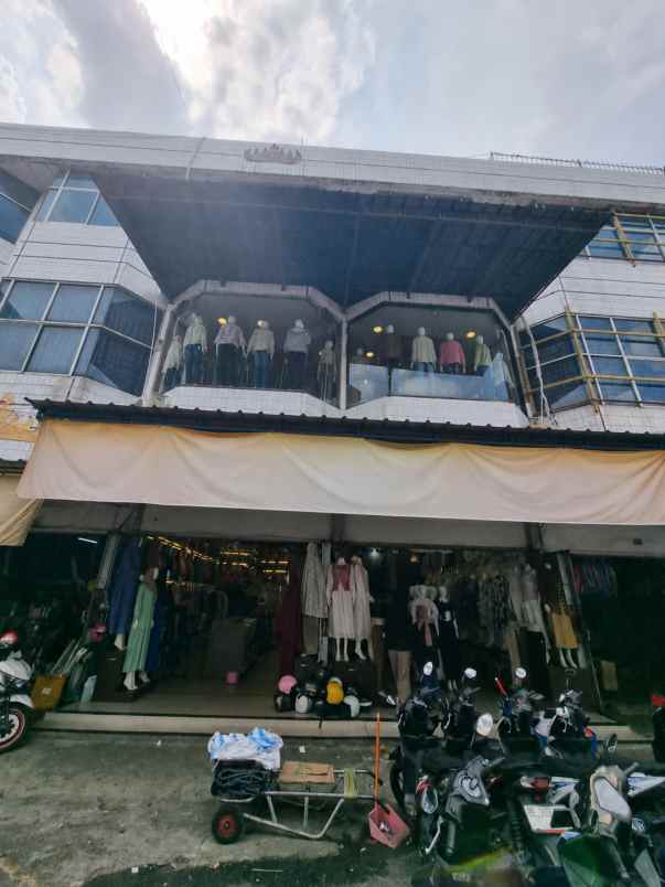 dijual ruko gudang kantor pasar tengah