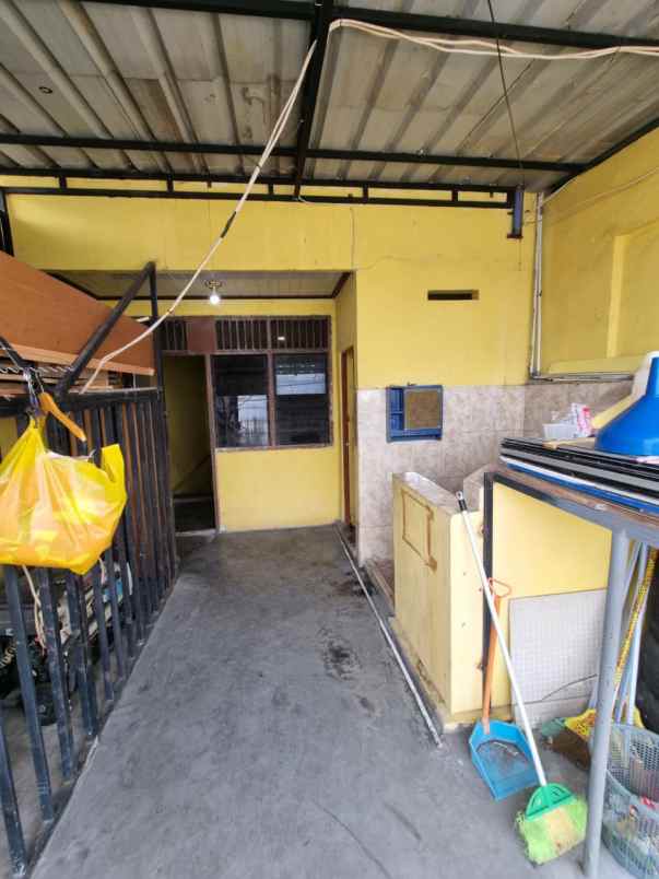 dijual ruko gudang kantor pasar tengah